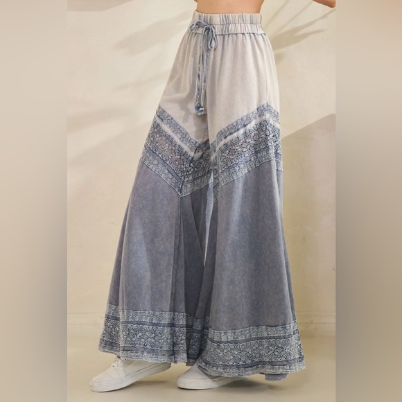 Gorgeous Oli & Hali Blue Wide-Leg Pants - Picture 3 of 10